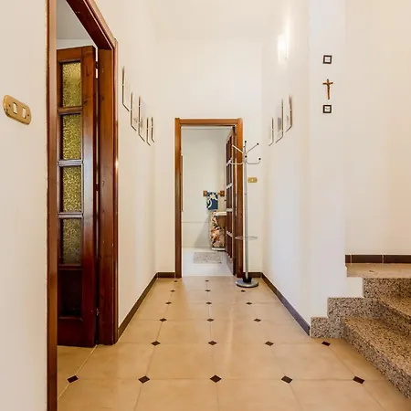 Vila Guesthost - Al Corbezzolo With Parking *